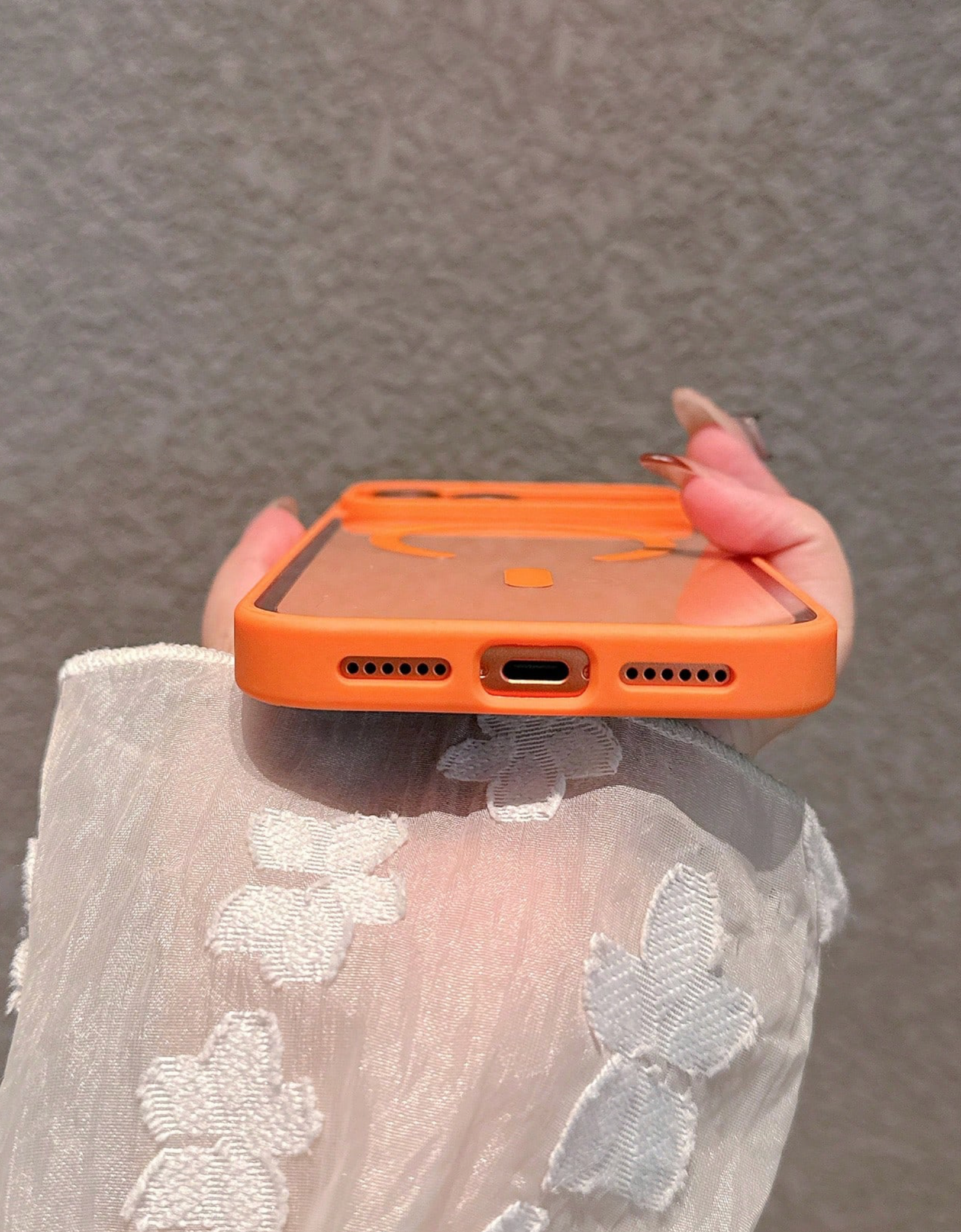 Minimalist Magnetic Thick Orange Edged