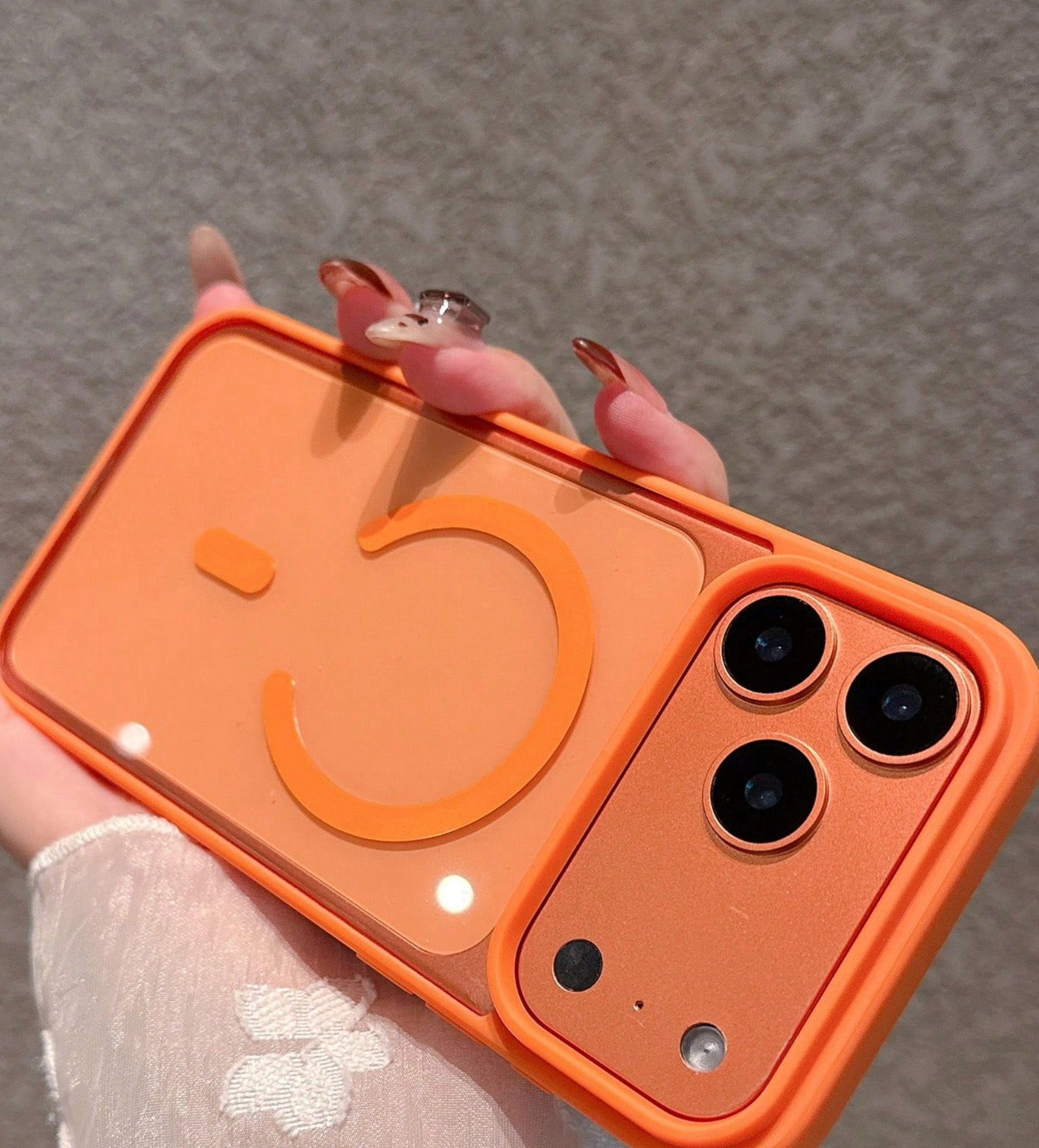 Minimalist Magnetic Thick Orange Edged